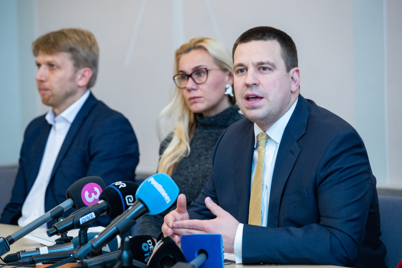 Keskerakond tahab koos EKRE ja Isamaaga panna kokku uue valitsuse