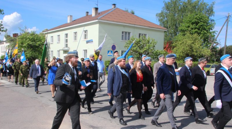 Eesti lipu häll Otepää tähistab Eesti lipu päeva