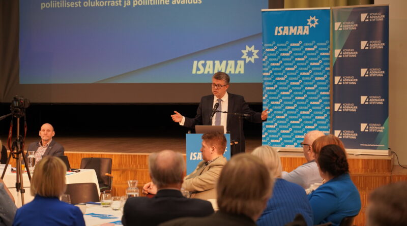 Urmas Reinsalu: „Eesti tulevik algab eneseusust, et me rahvana suudame.“